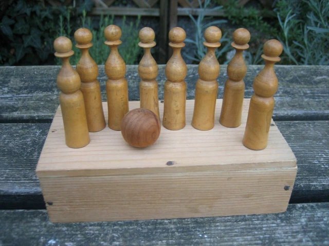 JOUET ANCIEN JEU de 8 mini quilles en bois BUIS 1 boule EUR 28,00