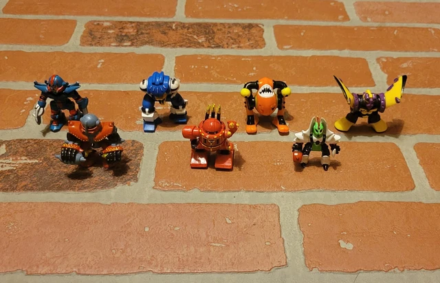 Z-Bots Lot of 7 Zbots Micro Machines Galoob Loose