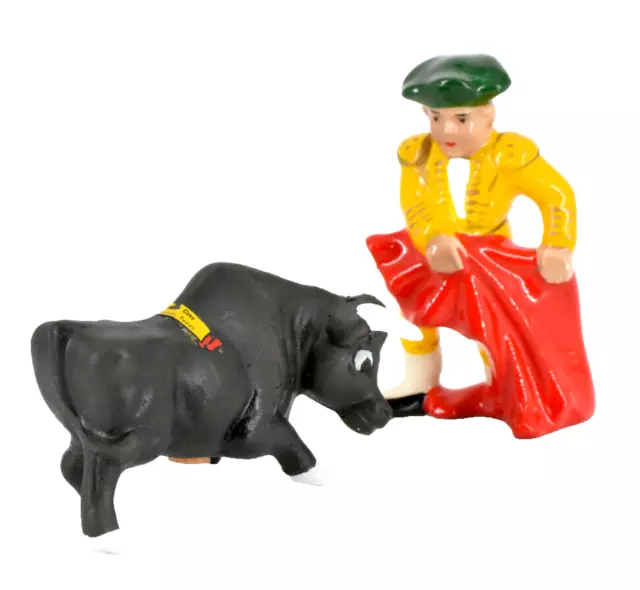 Vintage MCM Ceramic Matador Bull Salt & Pepper Shakers Wonder Cave Texas 4.5"