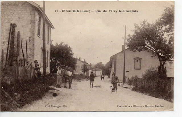 SOMPUIS - Marne - CPA 51 - la rue de Vitry le François