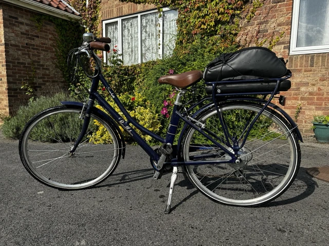 VICTORIA PENDLETON SOMERBY Ladies Electric blue bike 199.00 PicClick UK