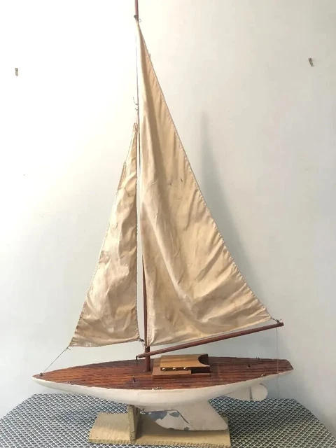 Ancien Grand Voilier De Bassin En Bois - 97 Cm - Jouet Miniature Vintage