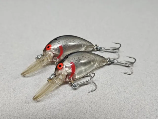 2) DISCONTINUED BOMBER MODEL 5A Screwtail CrankbaitsTranslucent Silver  Scale $22.99 - PicClick