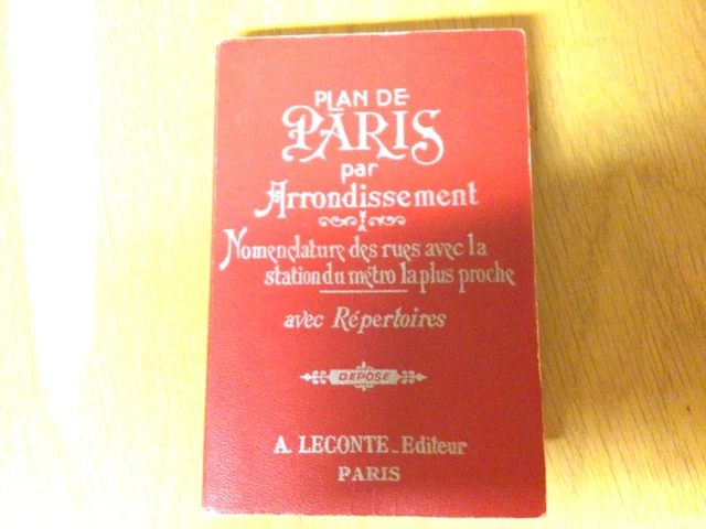 plan de Paris par arrondissement.A.Leconte éditeur Paris