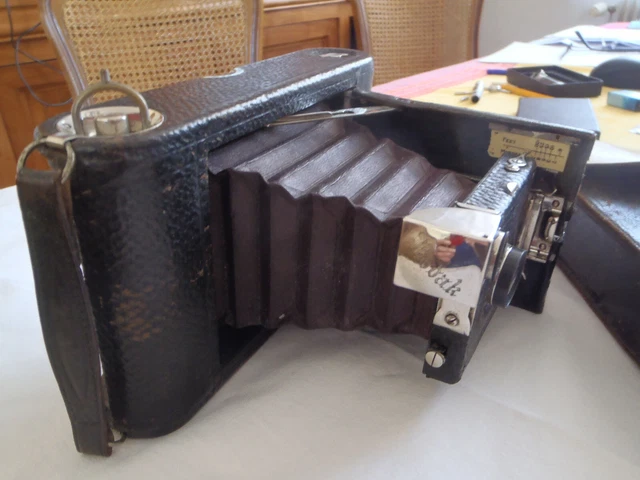 Appareil photo KODAK 1900  à soufflet et sacoche en cuir
