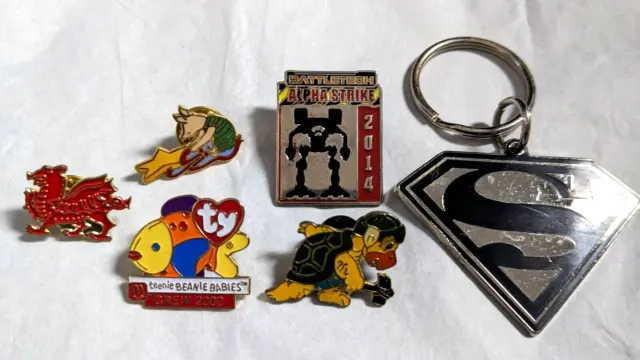 Collectible Pin/Keychain Lot- 5 Pins+ 1 Keychain- Nintendo, Superman, More!