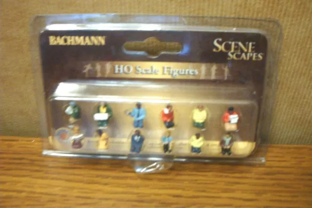 Bachmann Scene Scapes Waist-Up Seated Passengers Ho Scale Figures