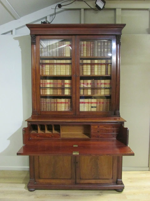 Stunnung Qulaity Antique Mid Victorian Mahogany Two Door Bookcase Circa 1840