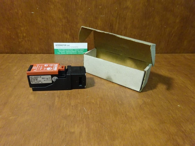 Euchner NP1-628AS-M safety switch