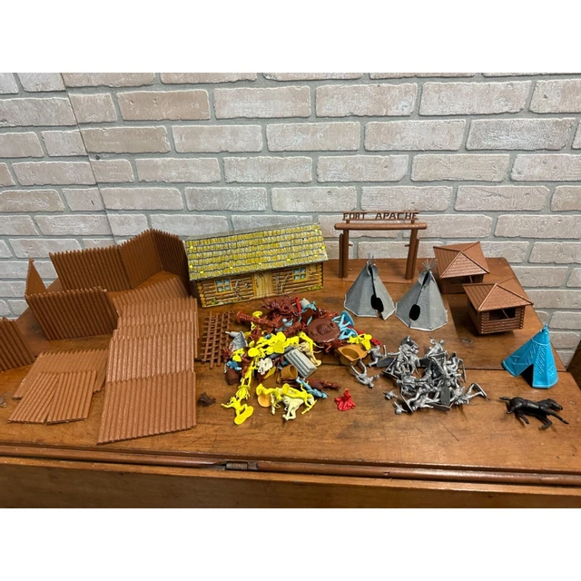 VINTAGE 1950S MARX Fort Apache Cabin Indians Playset Tin Litho Toy £7. ...