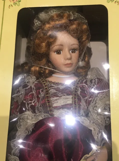 Pin di Mary Sorianello su Bambole di porcellana nel 2023