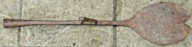 imposant outil art populaire mystérieux ancien inconnu fer forgé tire foin rare