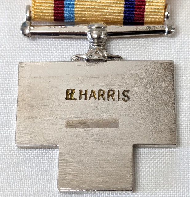 WW2 AUSTRALIAN RATS of Tobruk Siege Medal - named 1941 R. Harris $195. ...