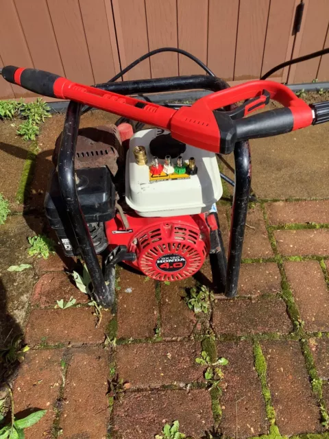 honda pressure washer Petrol With Brand New Hose