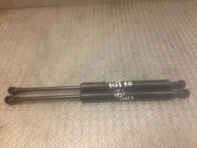 VERIN A GAZ DE CAPOT MOTEUR ADAPTABLE MANITOU 240923, Pièces Détachées Agricoles