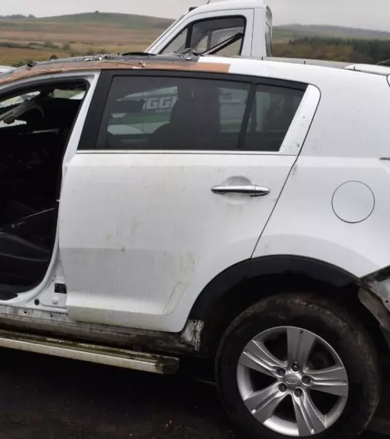 Kia Sportage Mk3 Passenger Side Rear Left Door- Cassa White [Wd]