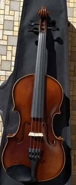 Violin 3/4 Size Kreisler #110 Case Bow Shoulder Rest Near New Just Serviced