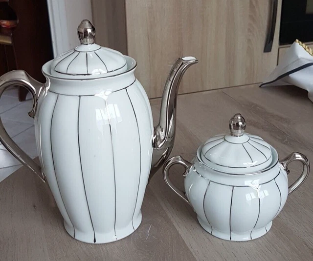 service à thé et café grande cafetière, grande théière à crémier