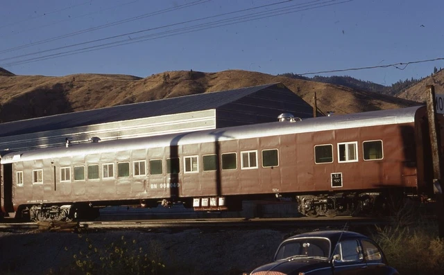 BN BURLINGTON NORTHERN Railroad Train Coach MONITOR WA Original 1972 Photo Slide