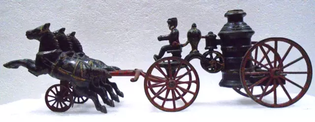 Original Kenton Cast Iron Toy Horse Drawn Fire Pumper 3 Horses