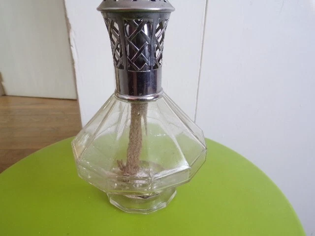 LAMPE BERGER THARAUD Limoges trés bon état. EUR 20,00 - FR