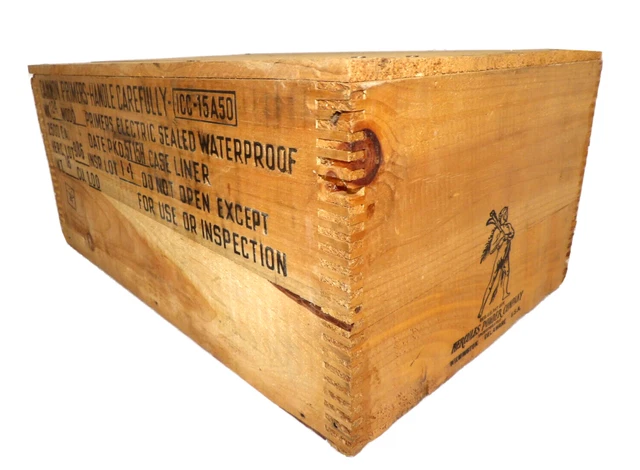 Hercules Powder Company Antique Cannon Primer Wood Box  Wilmington Delaware 1955