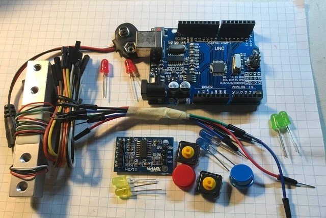  Scheda di sviluppo Arduino Uno  