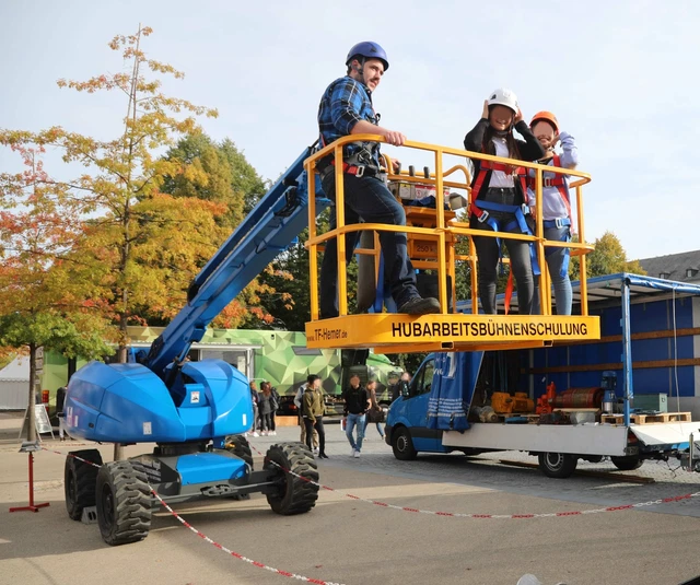 Hubarbeitsbühnenschulung - Erhalt des Führerscheins - 1 Tag - Schulungsort Hemer