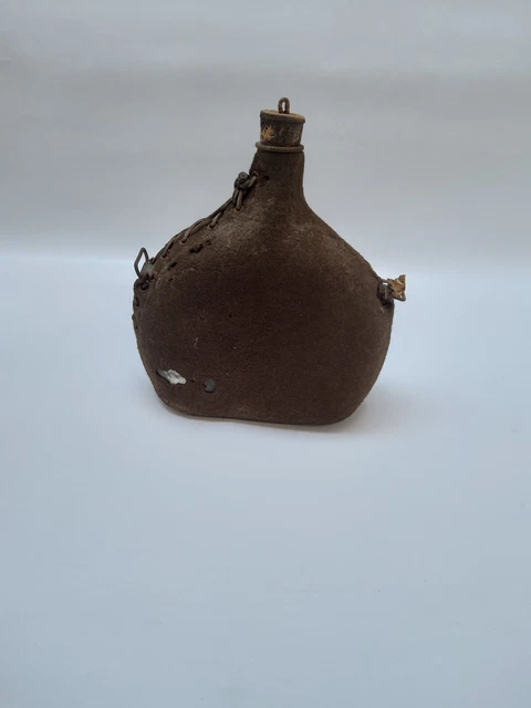 Gourde militaire ancienne en inox avec quart | Feu de Camp