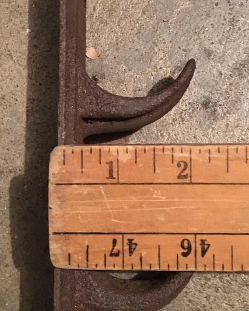 2 Antique￼ Cast iron￼ Rein hangers Horse Harness Barn Hooks. 2