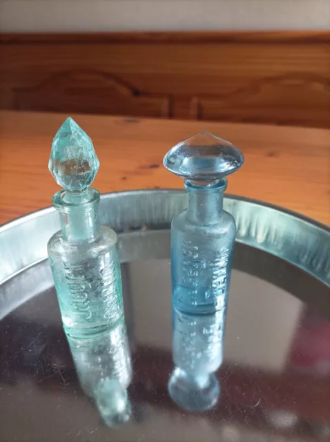 2 Antike Apotheker-Glas-Flaschen