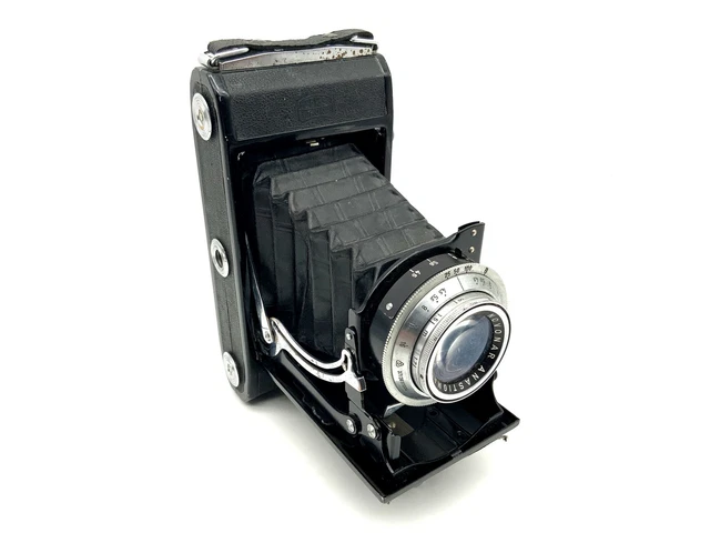 Zeiss Ikon Ikonta 521/2 avec Compur Novar Anastigmat 3,5 f