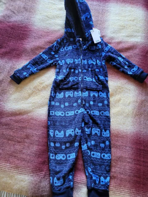 M&Co Boys All In One Fleece Pyjamas, Age 4-5 Years. BNWT