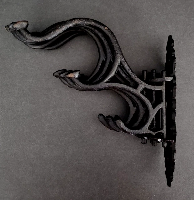 Victorian Style Cast Iron Multi-Arm Coat Hanger with 15 Swivel Hooks 7"X7"