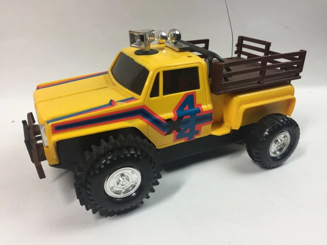 Vintage 1979 Azrak-Hamway Remote Radio Control CHEVY 4X4 Truck Only NO Remote 8"