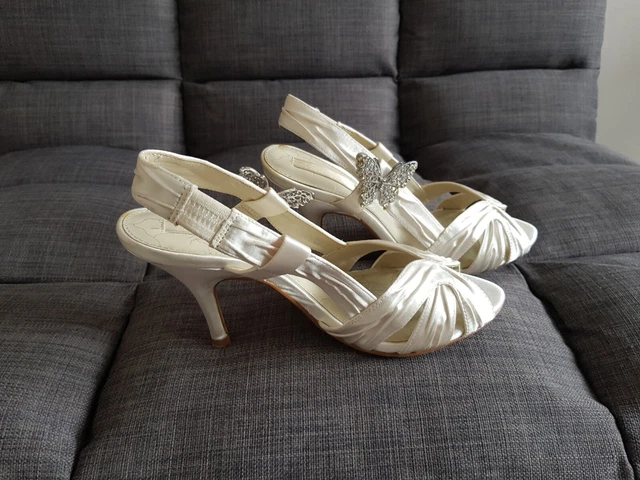 Scarpe NEXT in raso avorio taglia 4,5