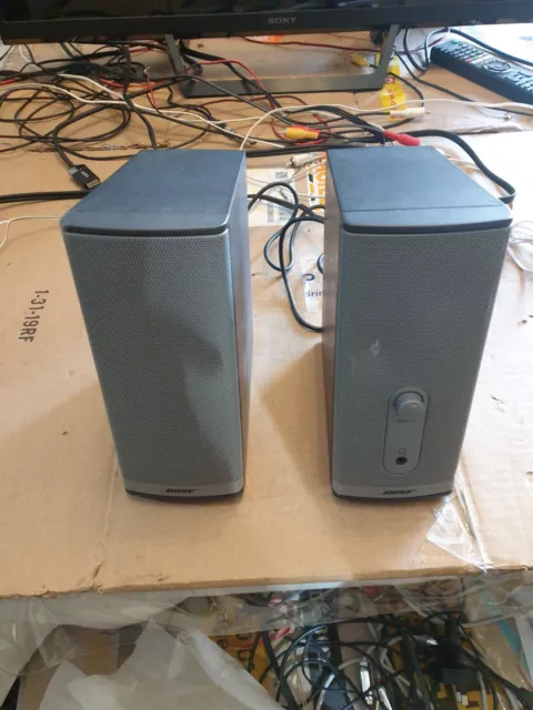 BOSE COMPANION 2 SERIES II MULTIMEDIA SPEAKER SYSTEM in working condition