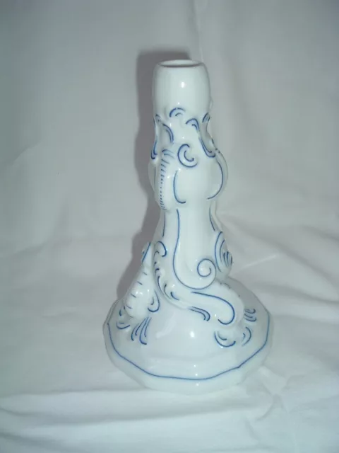 Porzellan Kerzenleuchter 19 cm , top Zustand weiss / blau