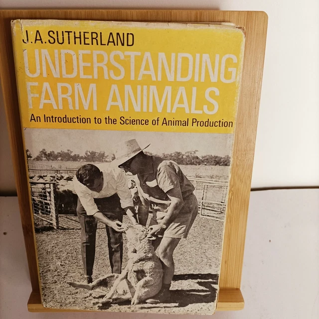 UNDERSTANDING FARM ANIMALS J A Sutherland HC Book 1972 Vintage Farming