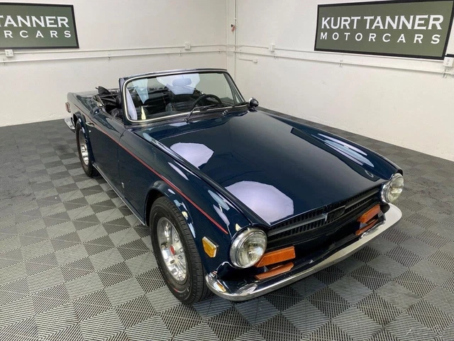 1973 Triumph TR-6 1973 TRIUMPH TR6 CONVERTIBLE. MALLARD BLUE.