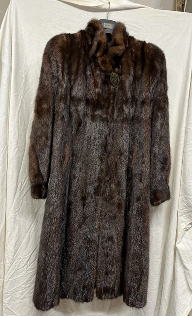 Manteau Valentino En Vison Lunaraine - Taille 40 - Fabrication Italienne - Neuf Sans étiquettes