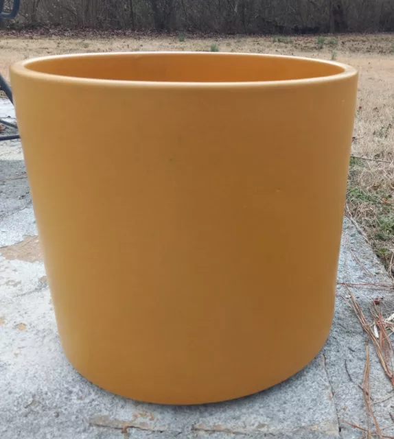 Large Gainey Ceramics AC-12 USA Yellow Matte Planter Mid Century Modern