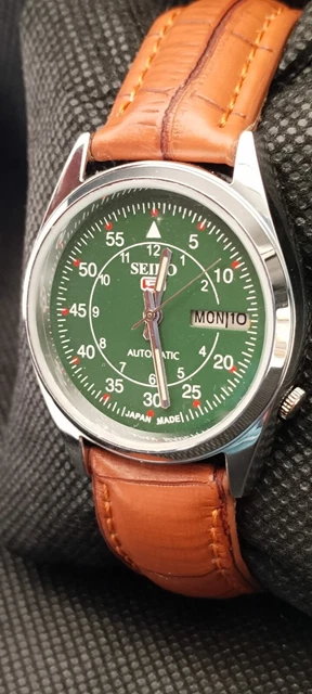 Orologio da polso Vintage Seiko 5 Automatico Made in Giappone Data Giorno Uomo Bello 2