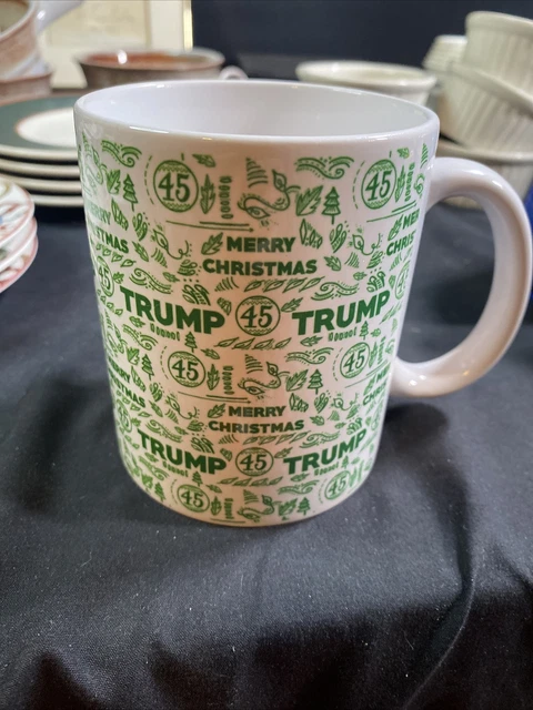 Trump 45th President Coffee Mug Ceramic Merry Christmas 10 oz Green