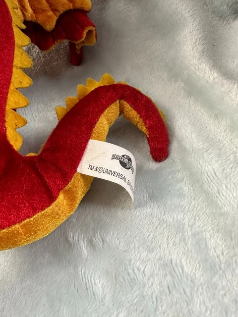 RARE UNIVERSAL STUDIOS Dueling Dragons Fire soft toy plush dragon £19.