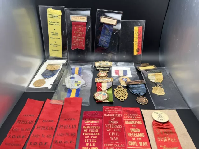 20 Vintage To Antique Fraternal Medals And Ribbons - K914