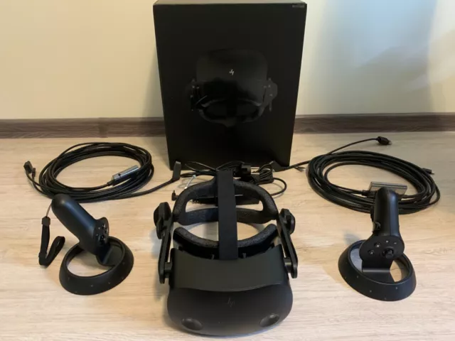 HP Reverb G2 Virtual Reality Headset - Black (1N0T5AA#ABD)