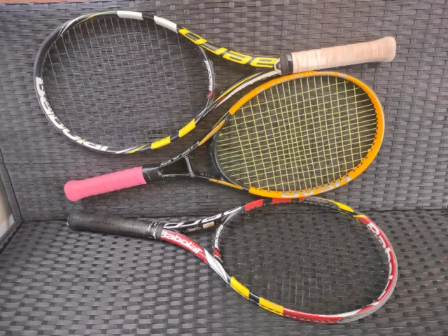 3 racchette da tennis per adulti (2 babolat e 1 Head) perfettamente incordate