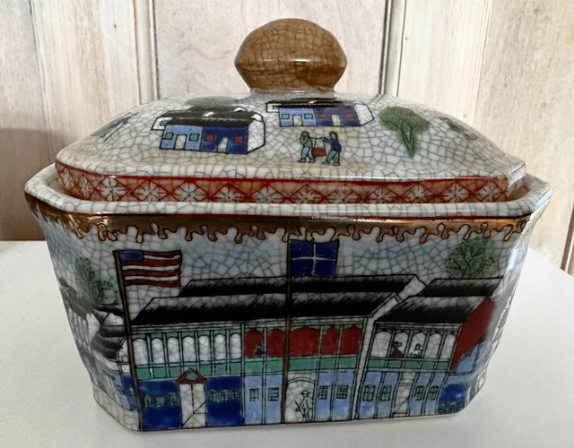 JAPANESE CRACKLE GLAZE Porcelain Tea Caddy/Lidded Jar with Red