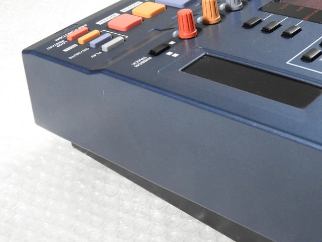Yamaha SU700 séquenceur d'échantillonnage d'usine musicale excellent + mémoire de travail 34 Mo 18